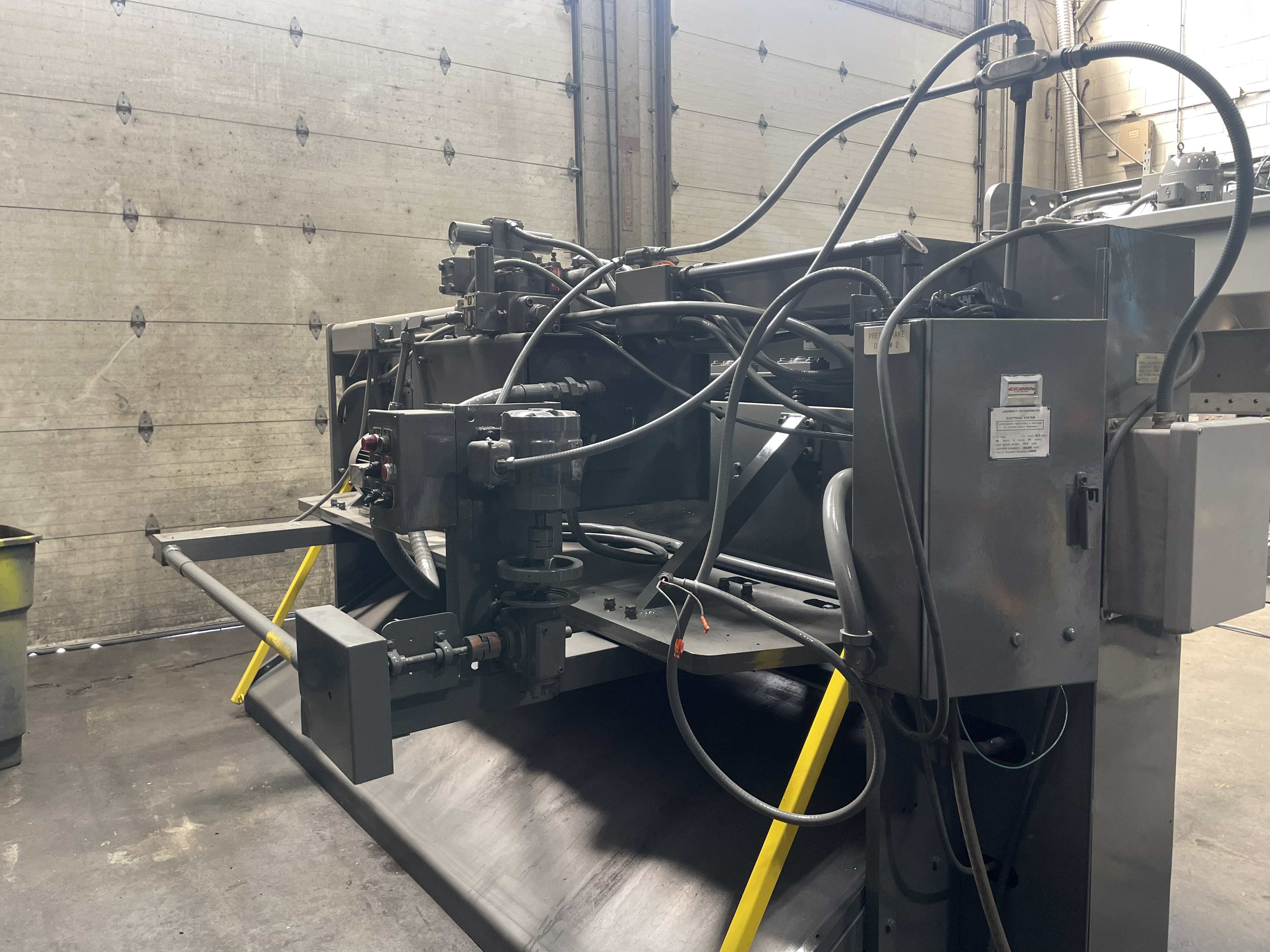 1/4" X 10' Cincinnati Century 2H10 Hydraulic Shear